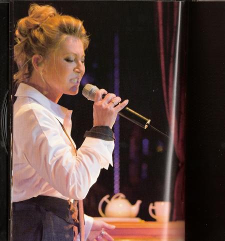 SHEILA AU  CABARET SAUVAGE!